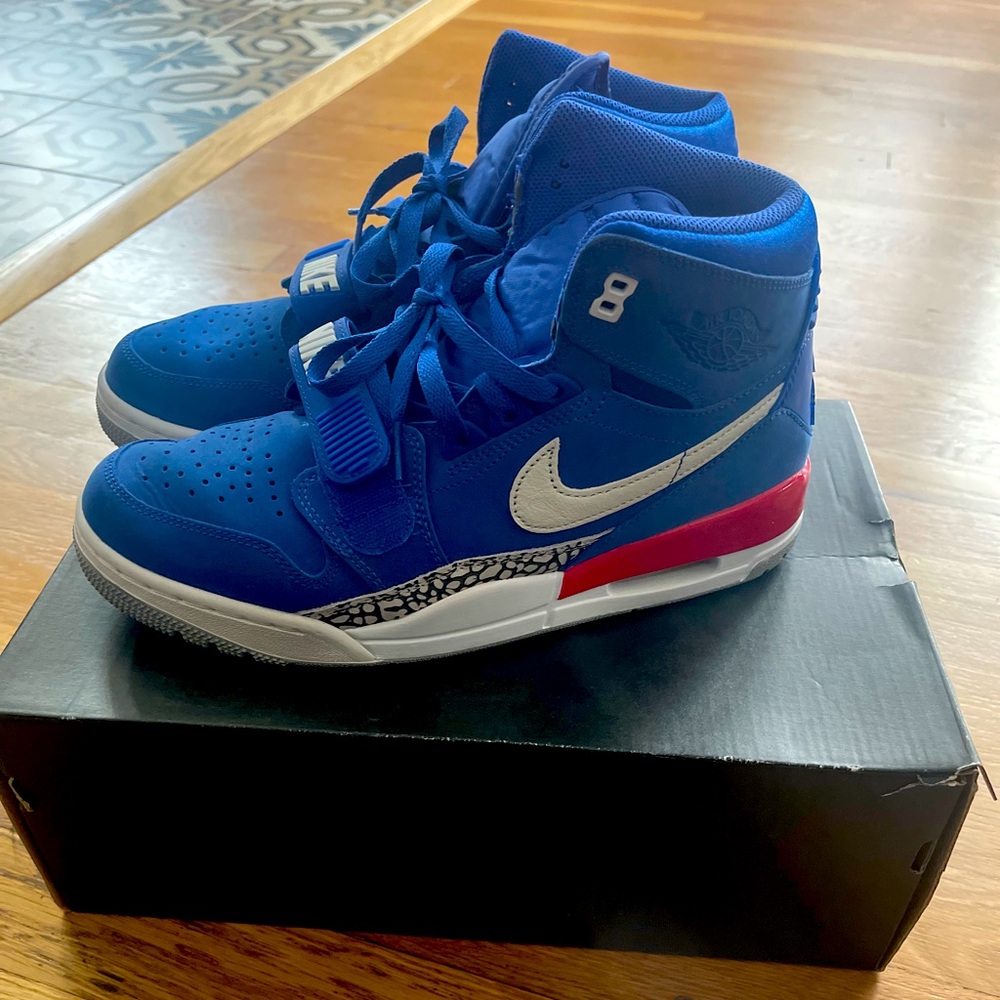 Men’s Air Jordan Legacy 312, size 9